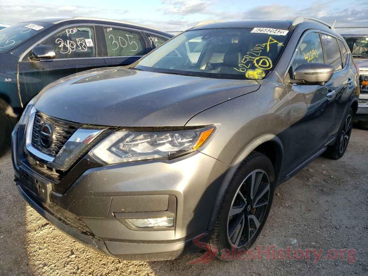 JN8AT2MV2JW324227 2018 NISSAN ROGUE