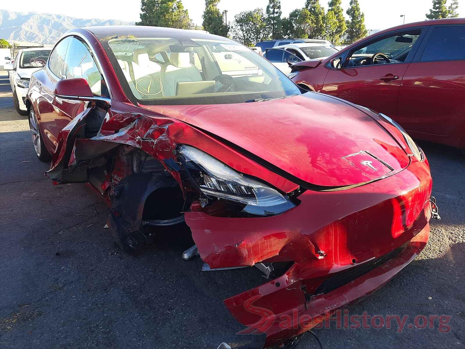 5YJ3E1EB4JF100703 2018 TESLA MODEL 3