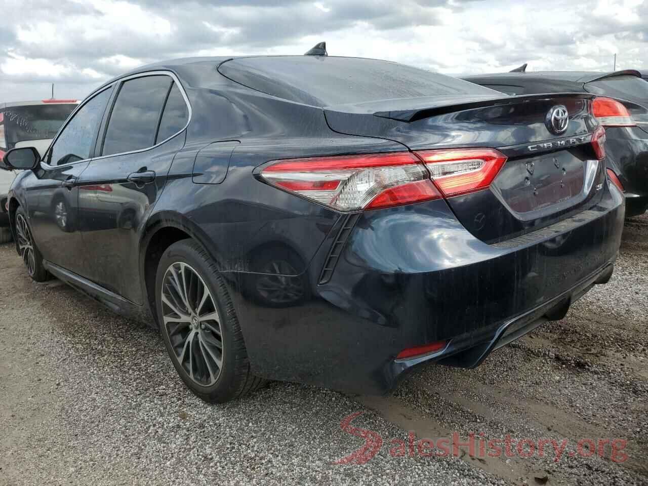 4T1B11HK8KU833909 2019 TOYOTA CAMRY