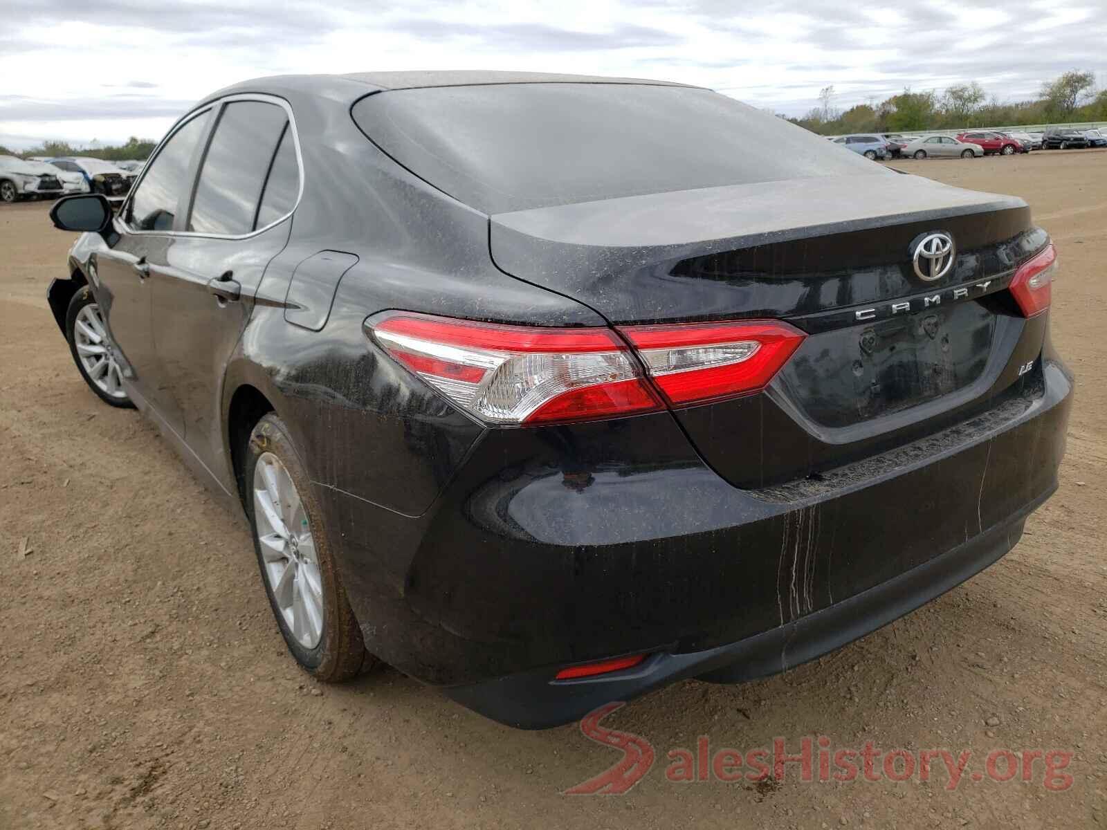 4T1B11HK2JU097306 2018 TOYOTA CAMRY