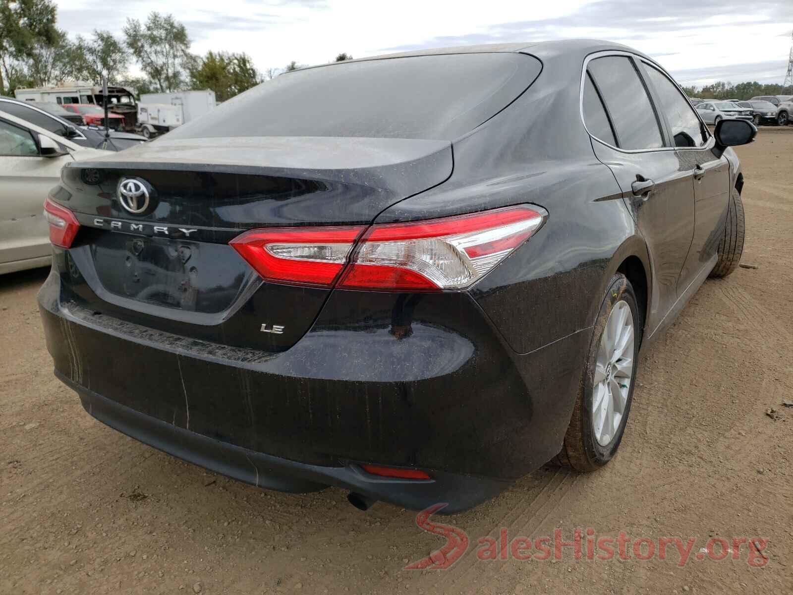 4T1B11HK2JU097306 2018 TOYOTA CAMRY