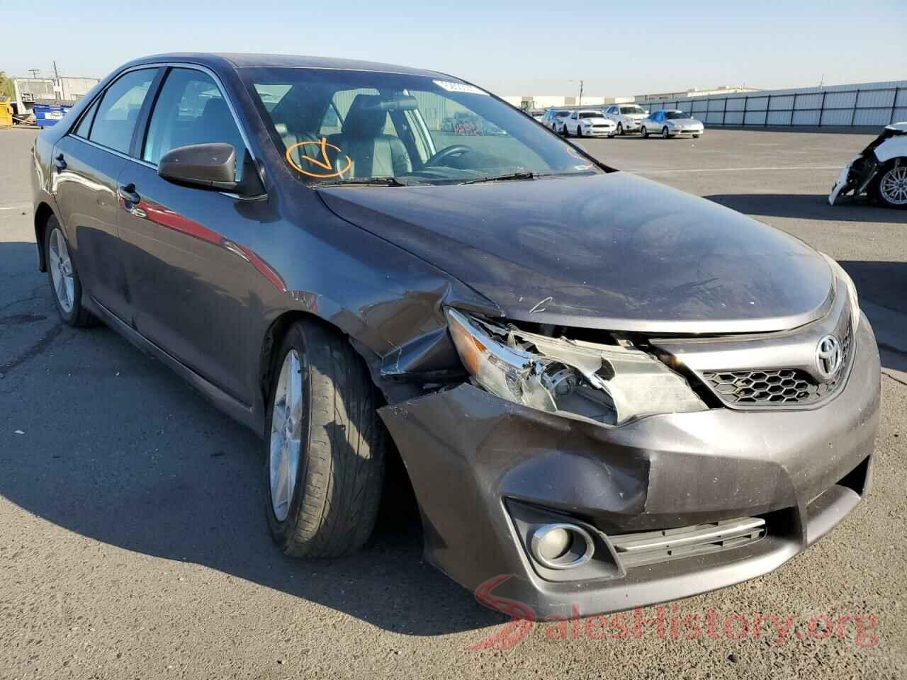 4T1BF1FK0EU843553 2014 TOYOTA CAMRY