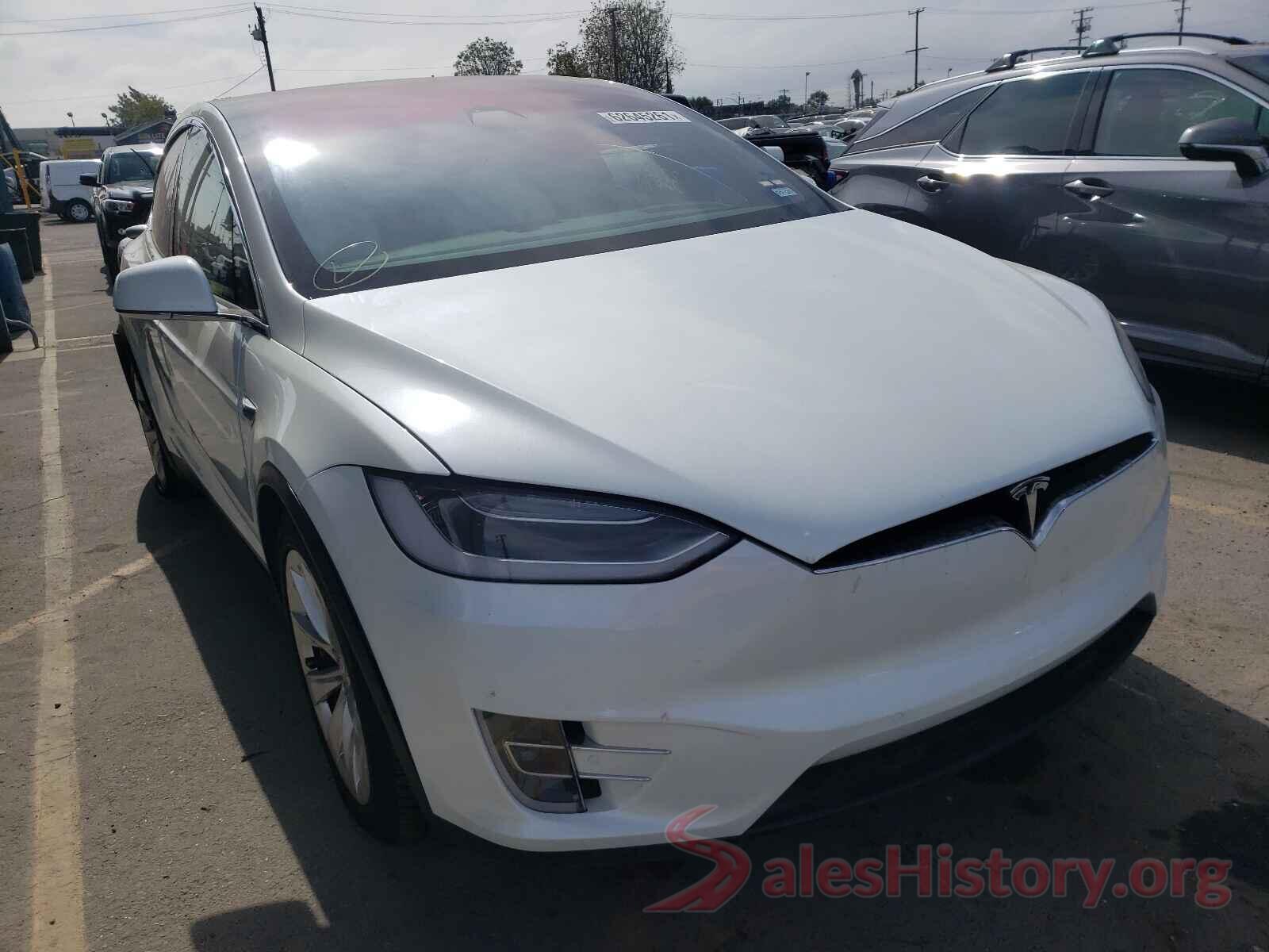 5YJXCBE23JF140364 2018 TESLA MODEL X