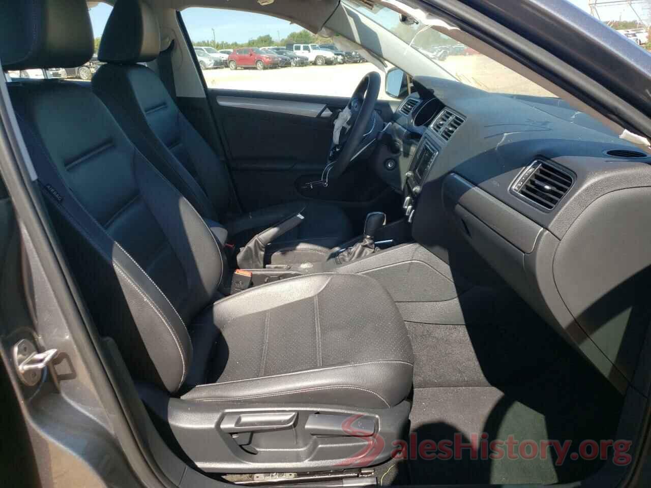 3VWDB7AJ2JM229268 2018 VOLKSWAGEN JETTA