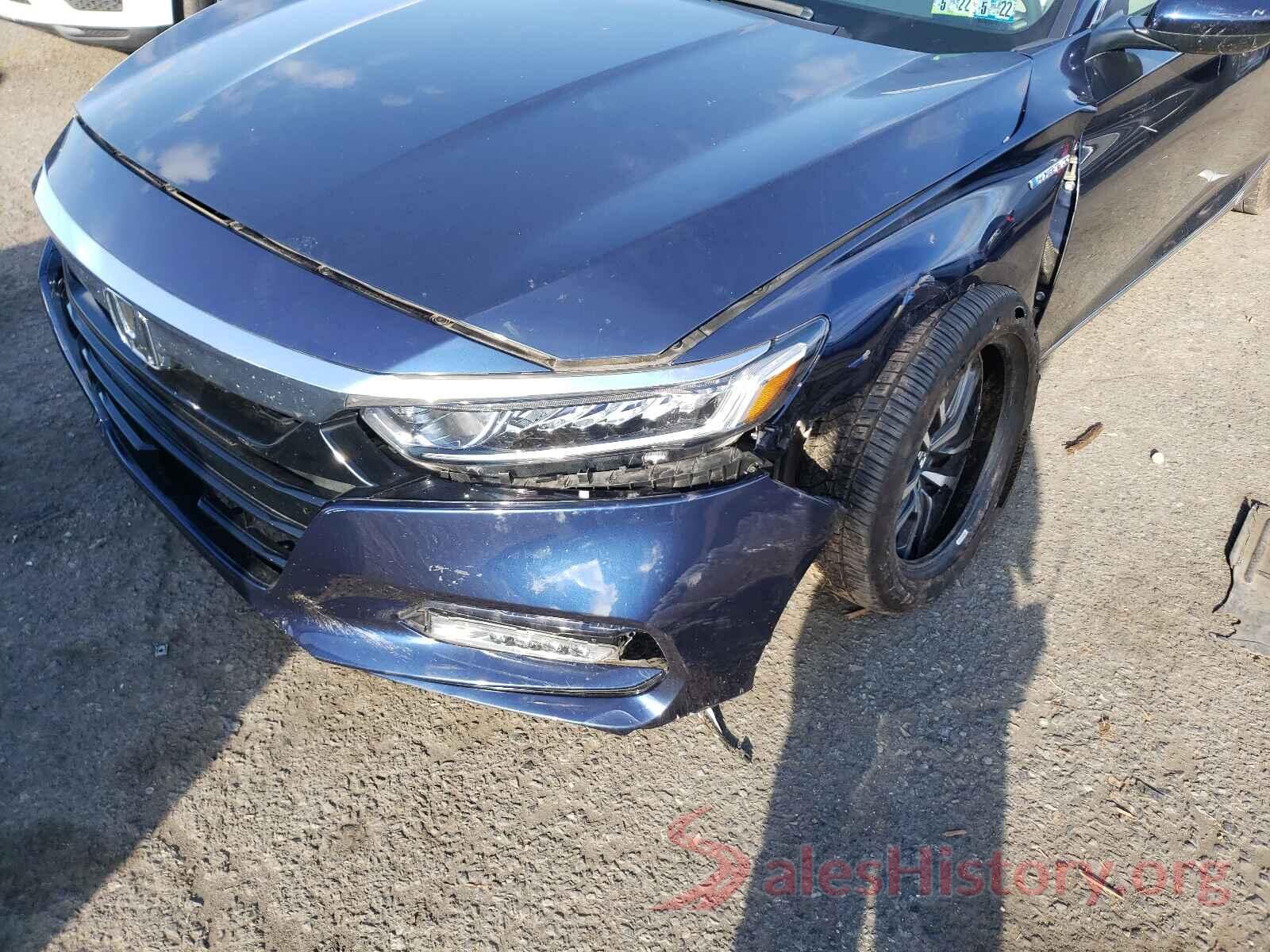 1HGCV3F48JA000576 2018 HONDA ACCORD