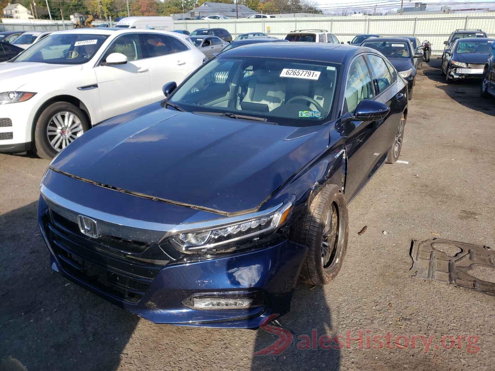 1HGCV3F48JA000576 2018 HONDA ACCORD