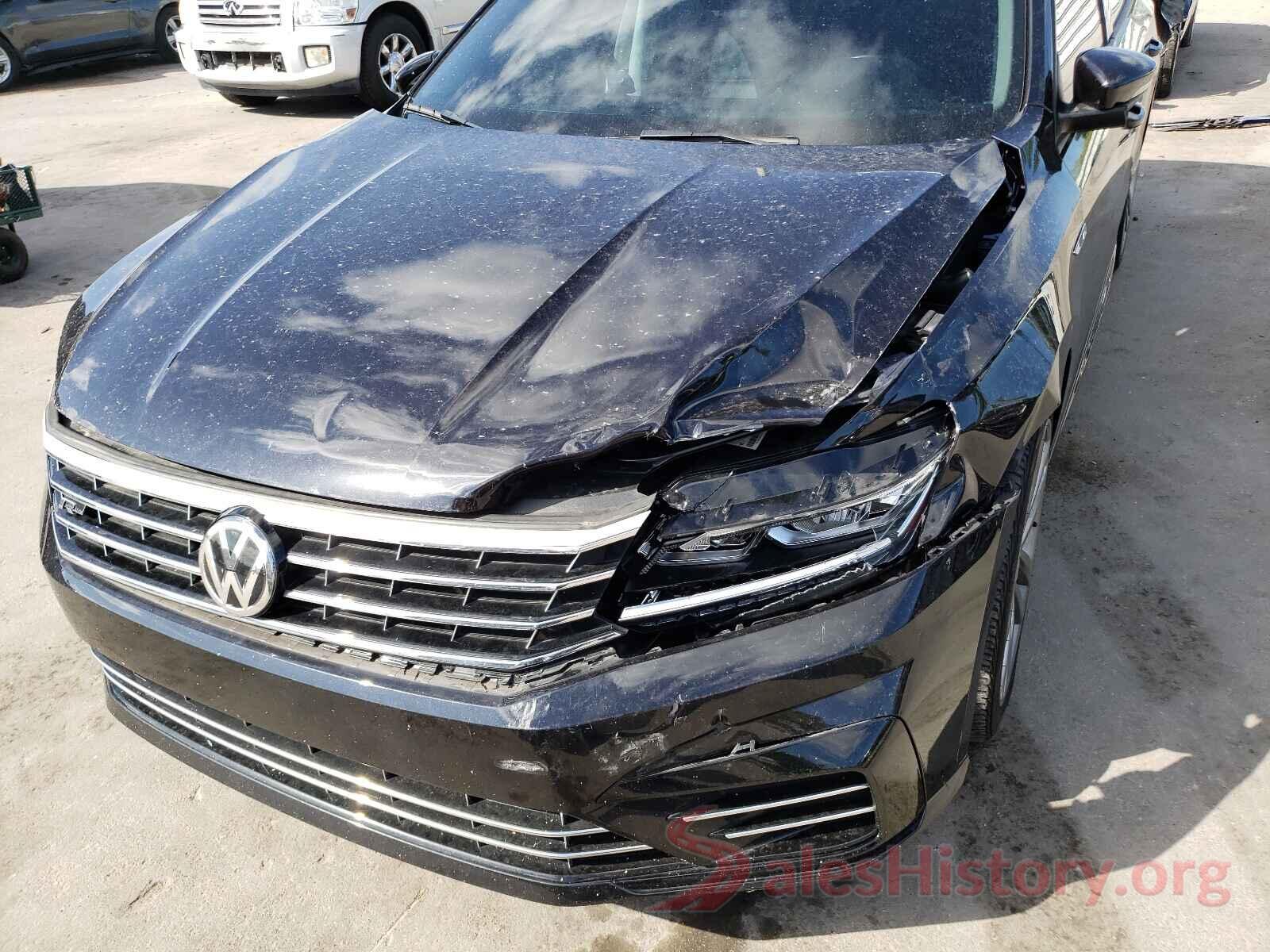 1VWAA7A31JC037168 2018 VOLKSWAGEN PASSAT