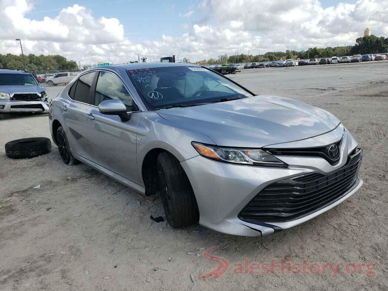 4T1B11HK0JU653810 2018 TOYOTA CAMRY