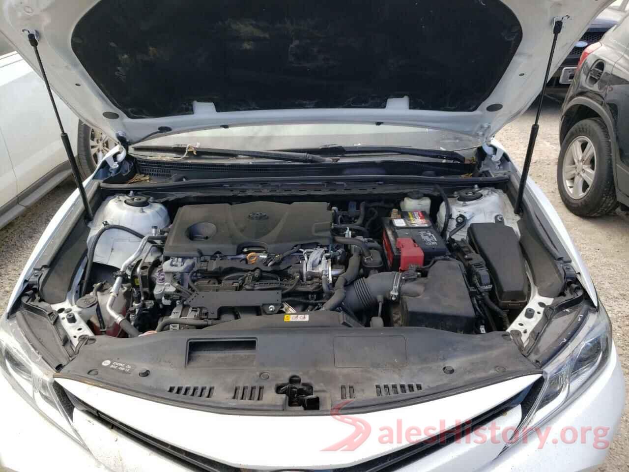 4T1B11HK5JU008571 2018 TOYOTA CAMRY