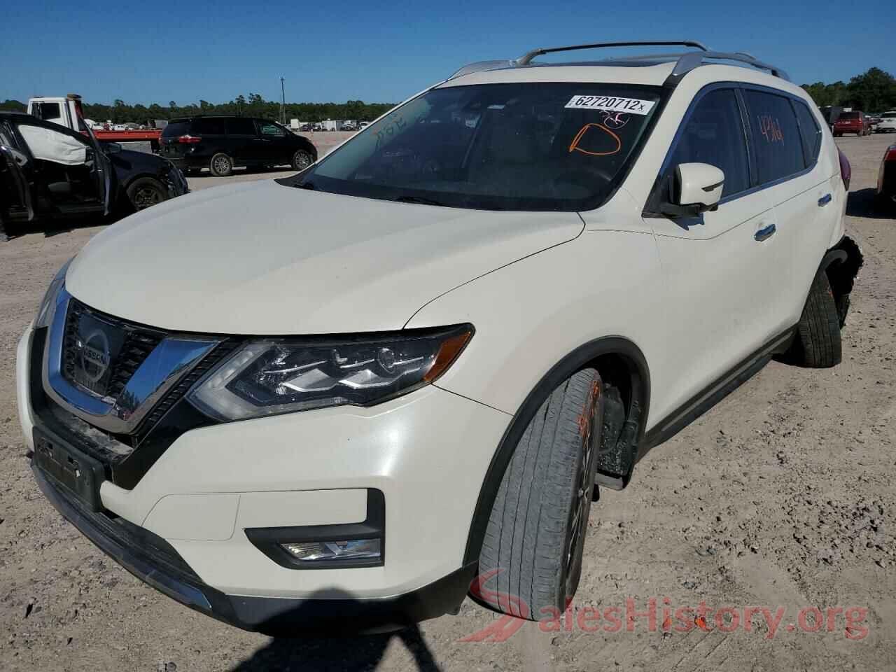 JN8AT2MT1HW146982 2017 NISSAN ROGUE