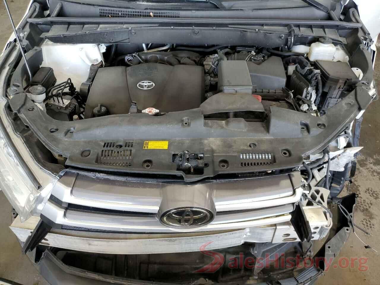 5TDBZRFH6JS494041 2018 TOYOTA HIGHLANDER