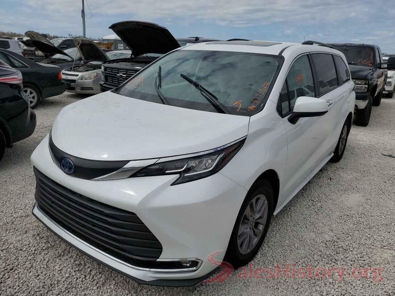 5TDYRKEC3NS080180 2022 TOYOTA SIENNA