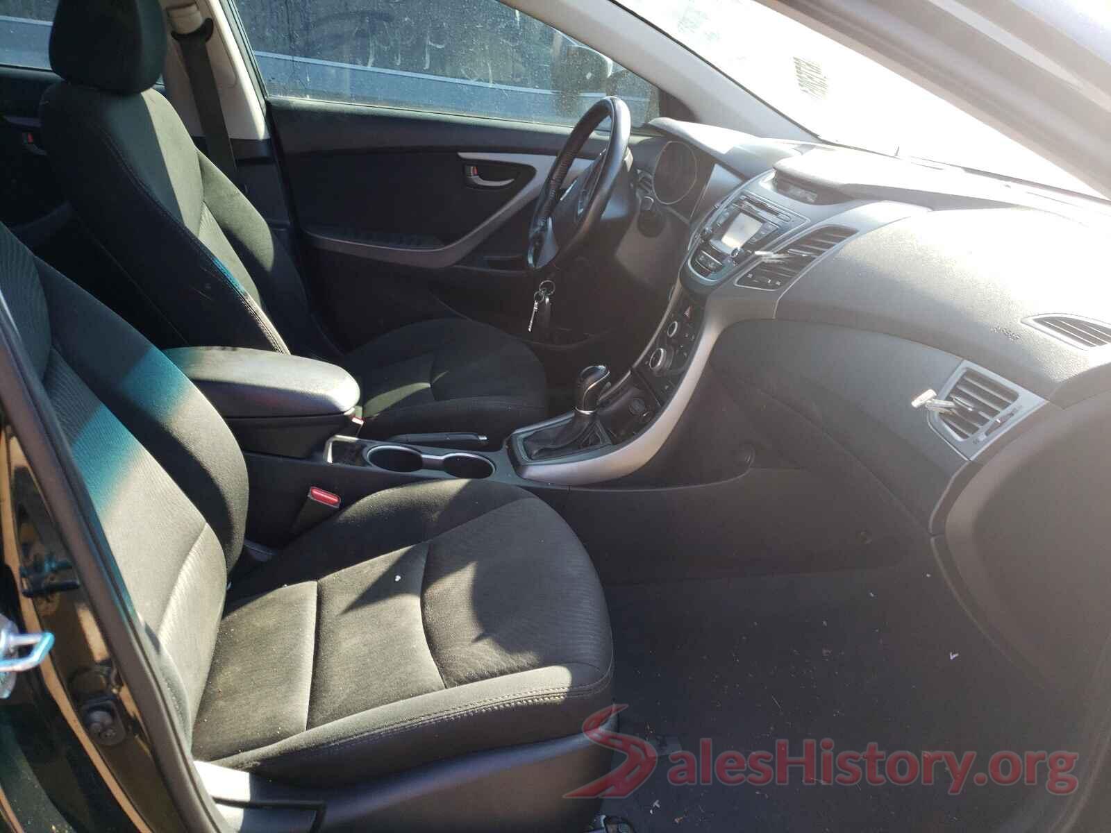 5NPDH4AE8GH781827 2016 HYUNDAI ELANTRA