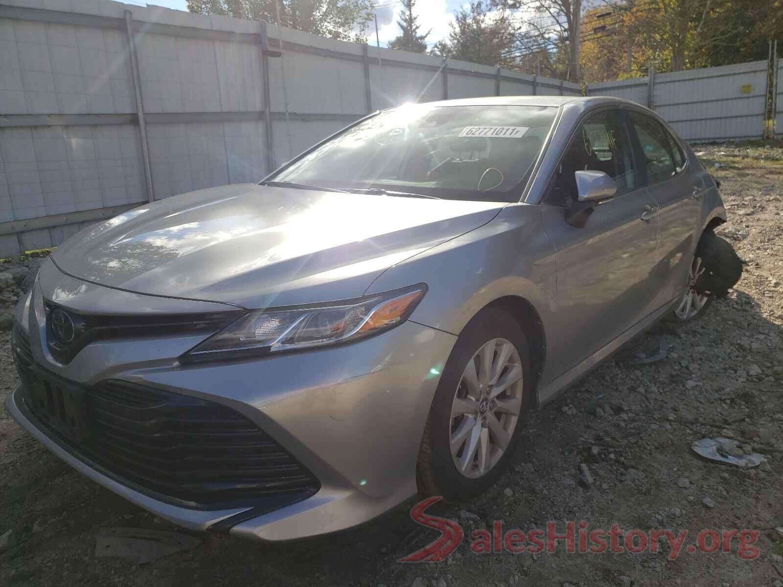 4T1B11HKXKU811765 2019 TOYOTA CAMRY