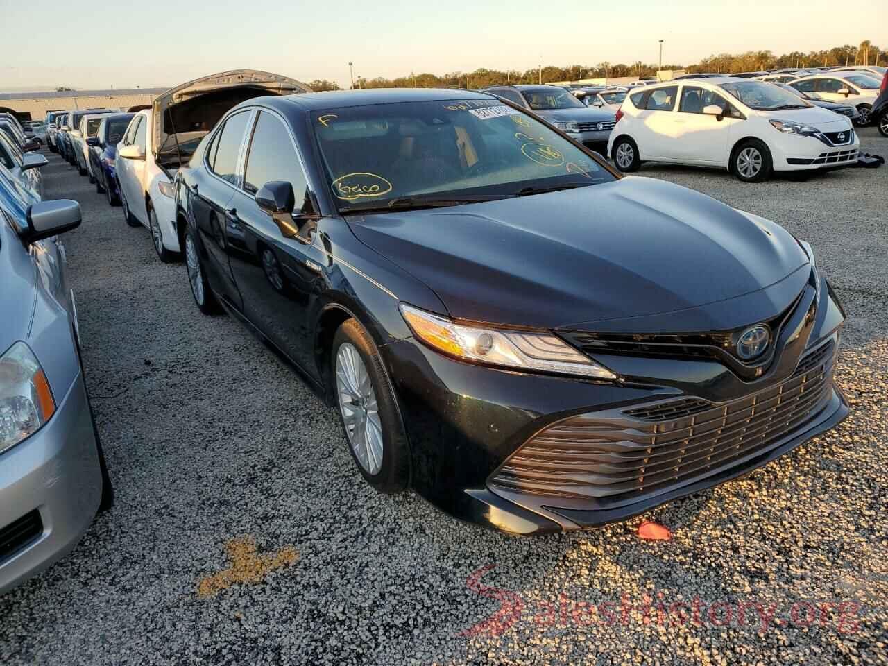 4T1B21HKXJU506360 2018 TOYOTA CAMRY