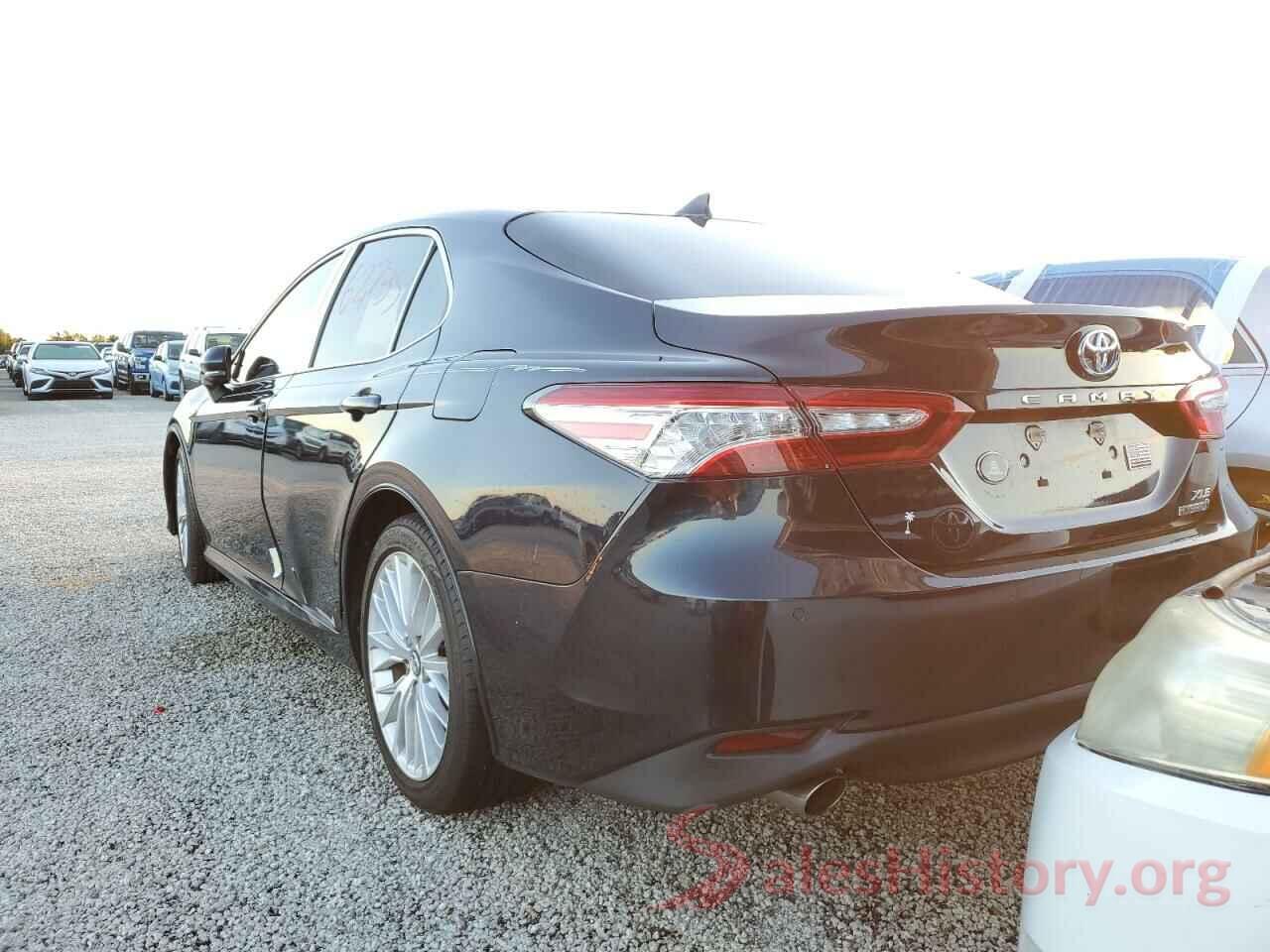 4T1B21HKXJU506360 2018 TOYOTA CAMRY