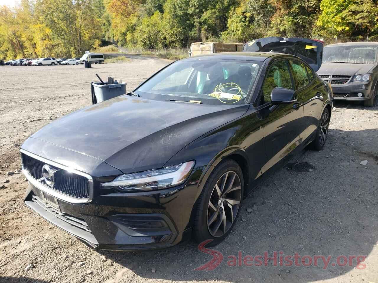 7JRA22TK8KG014019 2019 VOLVO S60