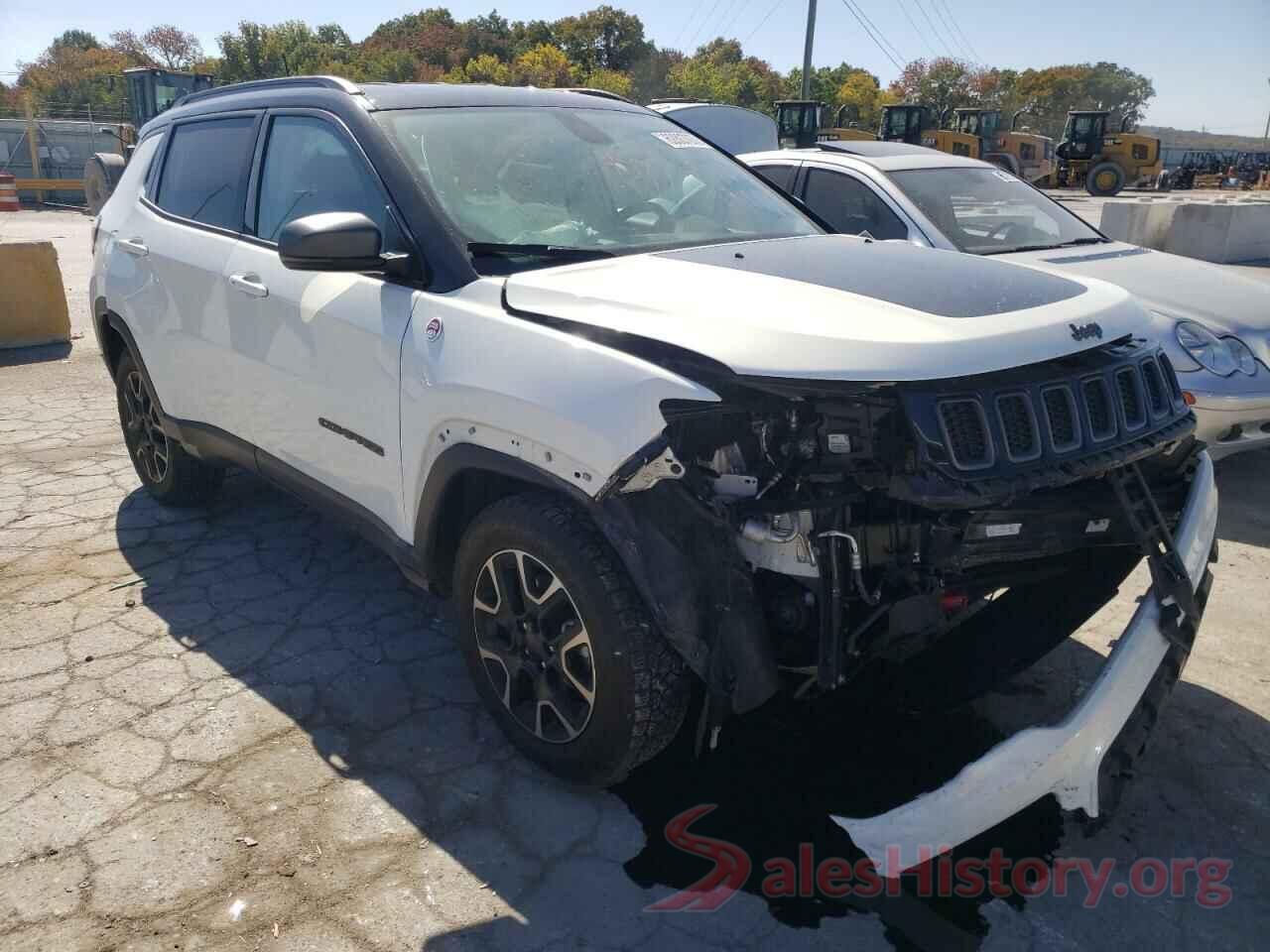 3C4NJDDB8KT799330 2019 JEEP COMPASS