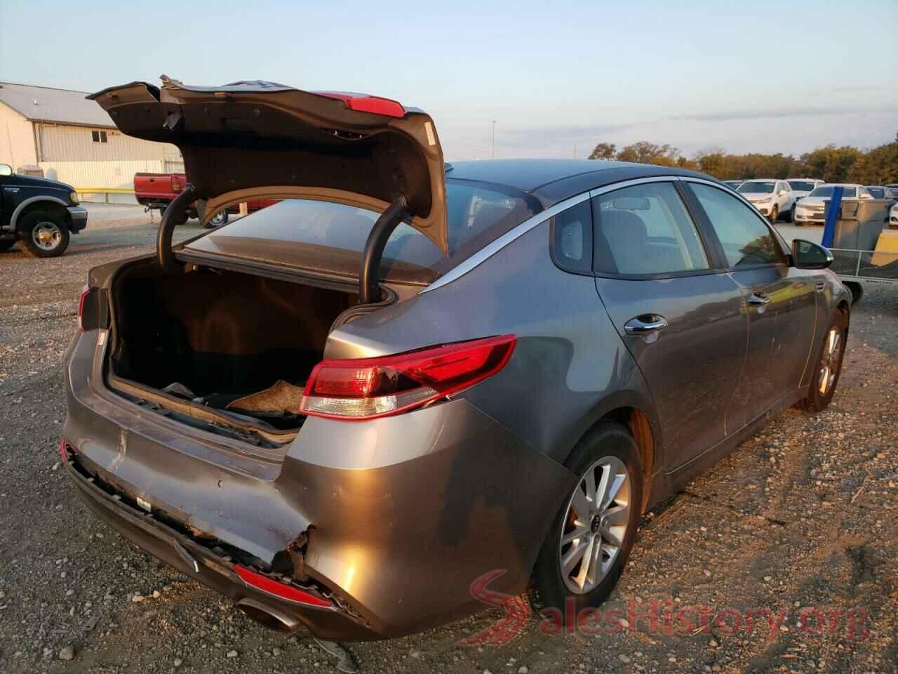 5XXGT4L32JG236300 2018 KIA OPTIMA