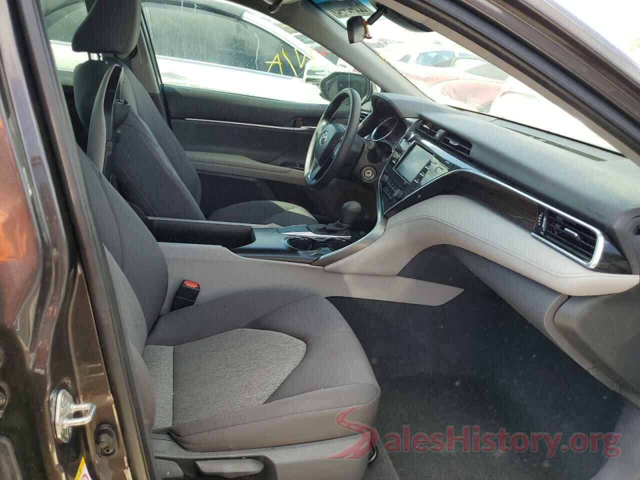 4T1B11HK4JU591862 2018 TOYOTA CAMRY