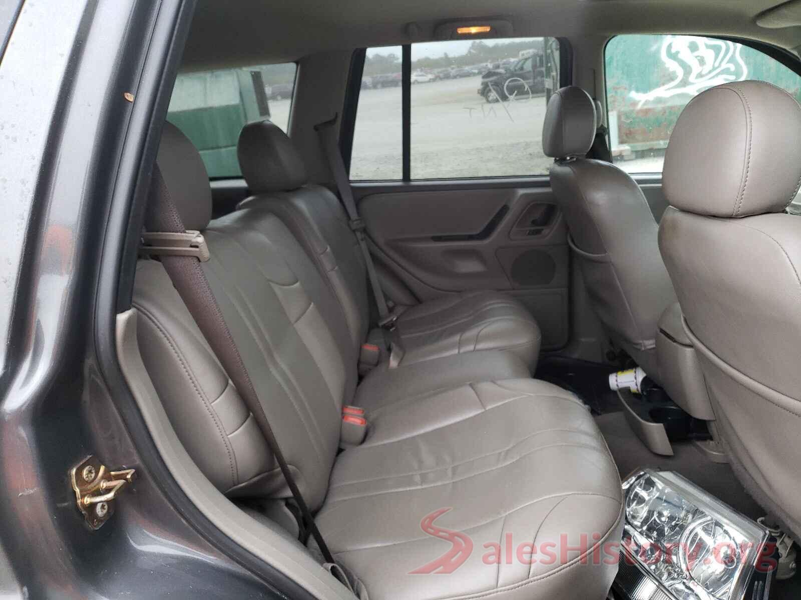 ZACCJABB6JPH17755 2018 JEEP RENEGADE