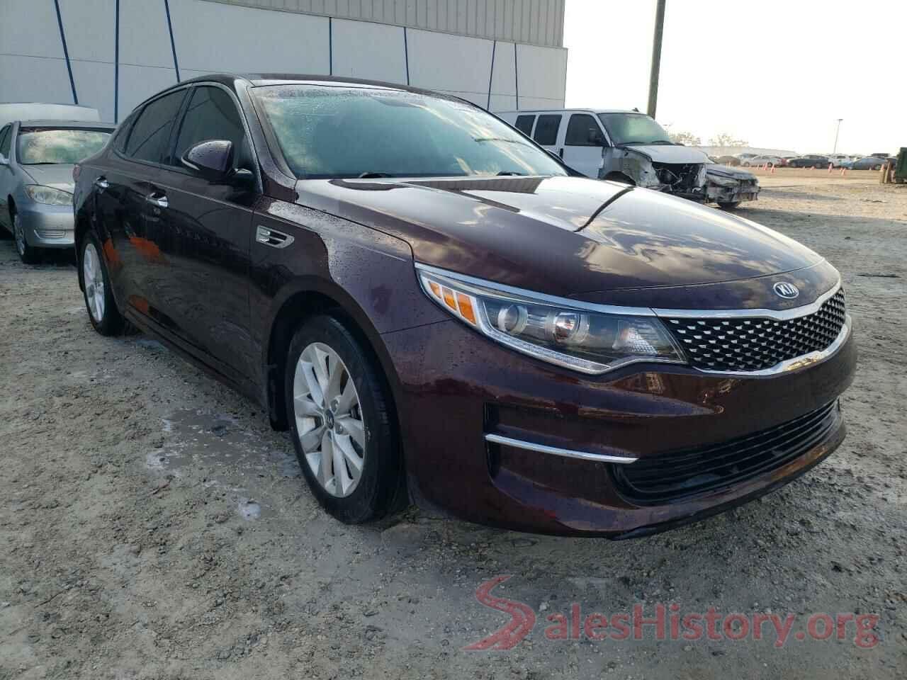 5XXGU4L35JG231931 2018 KIA OPTIMA