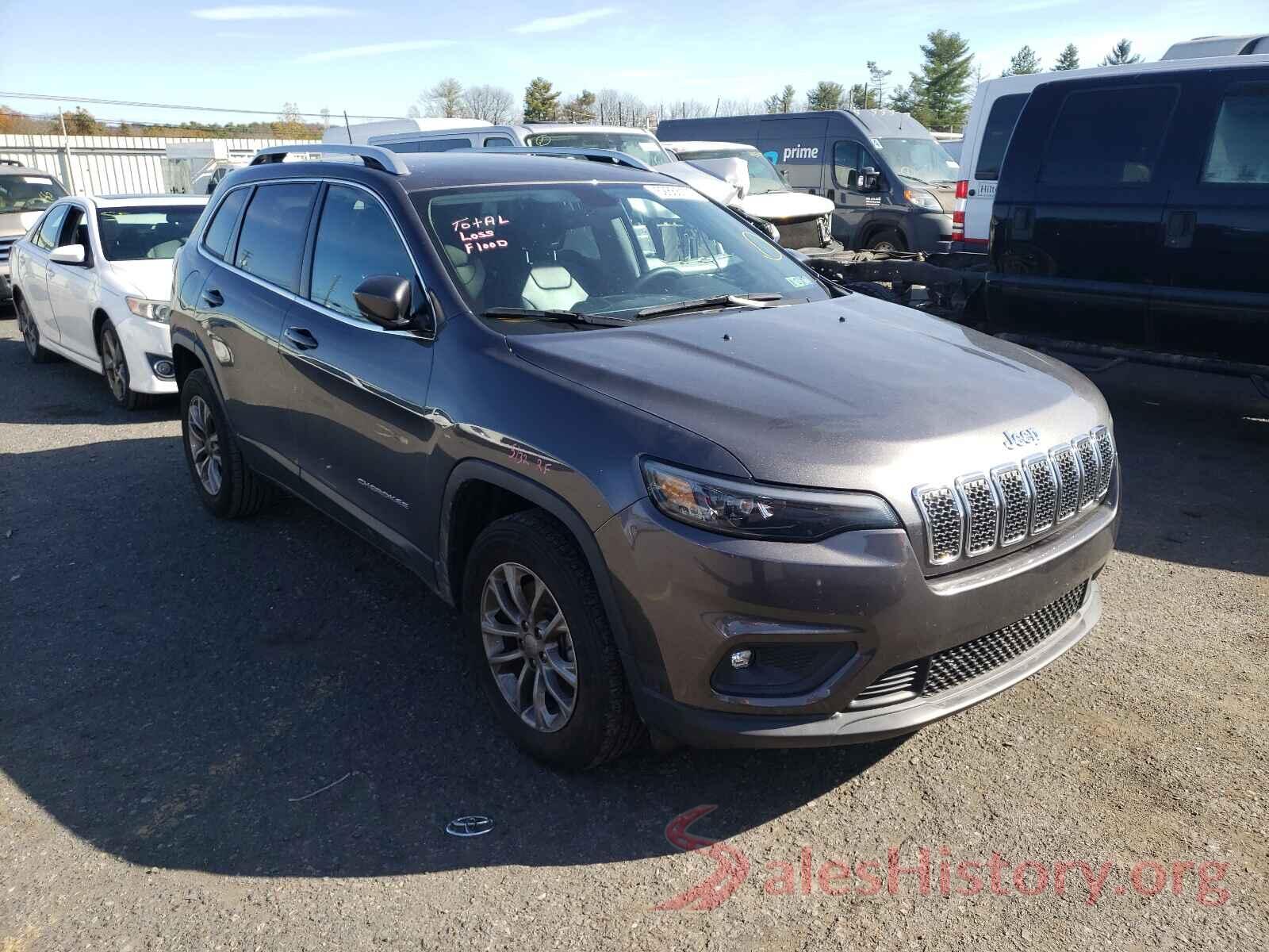 1C4PJMLX8KD359989 2019 JEEP CHEROKEE