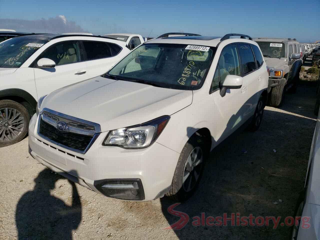 JF2SJAGC1JH472336 2018 SUBARU FORESTER