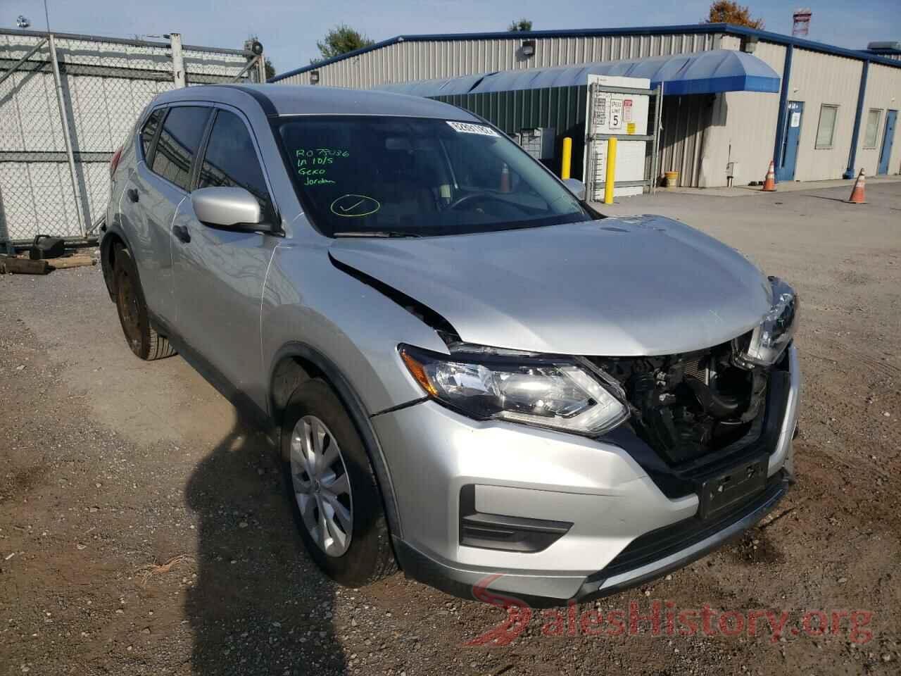 KNMAT2MT2JP553320 2018 NISSAN ROGUE