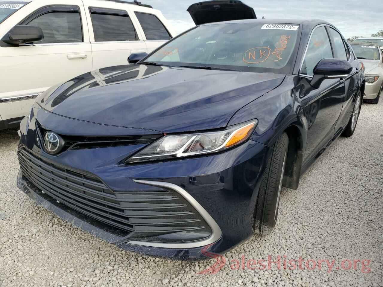 4T1R11BK0NU068206 2022 TOYOTA CAMRY