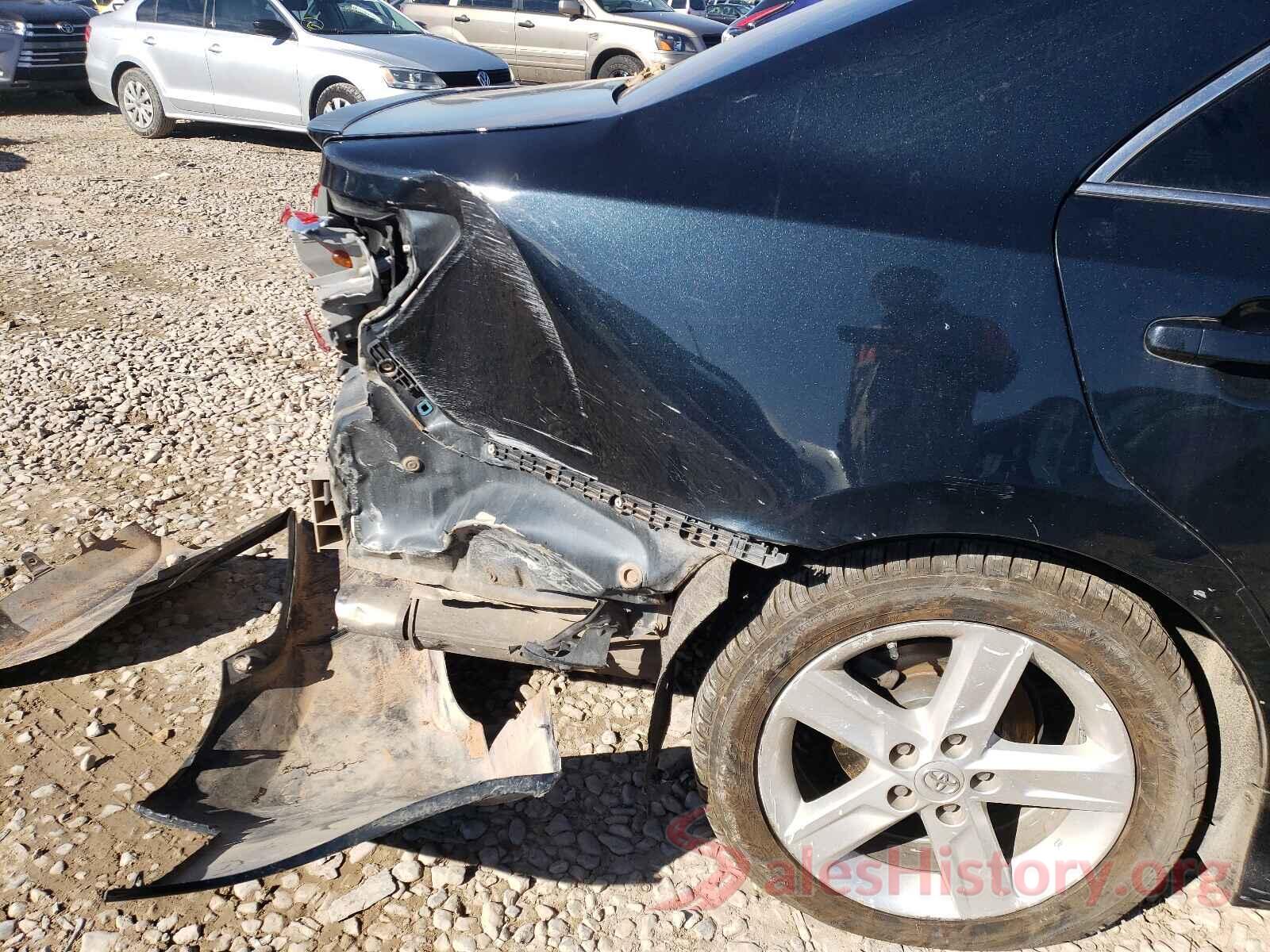 4T1BF1FKXEU867083 2014 TOYOTA CAMRY