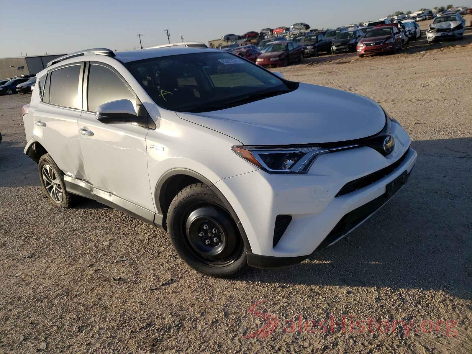 JTMRJREV1JD175705 2018 TOYOTA RAV4