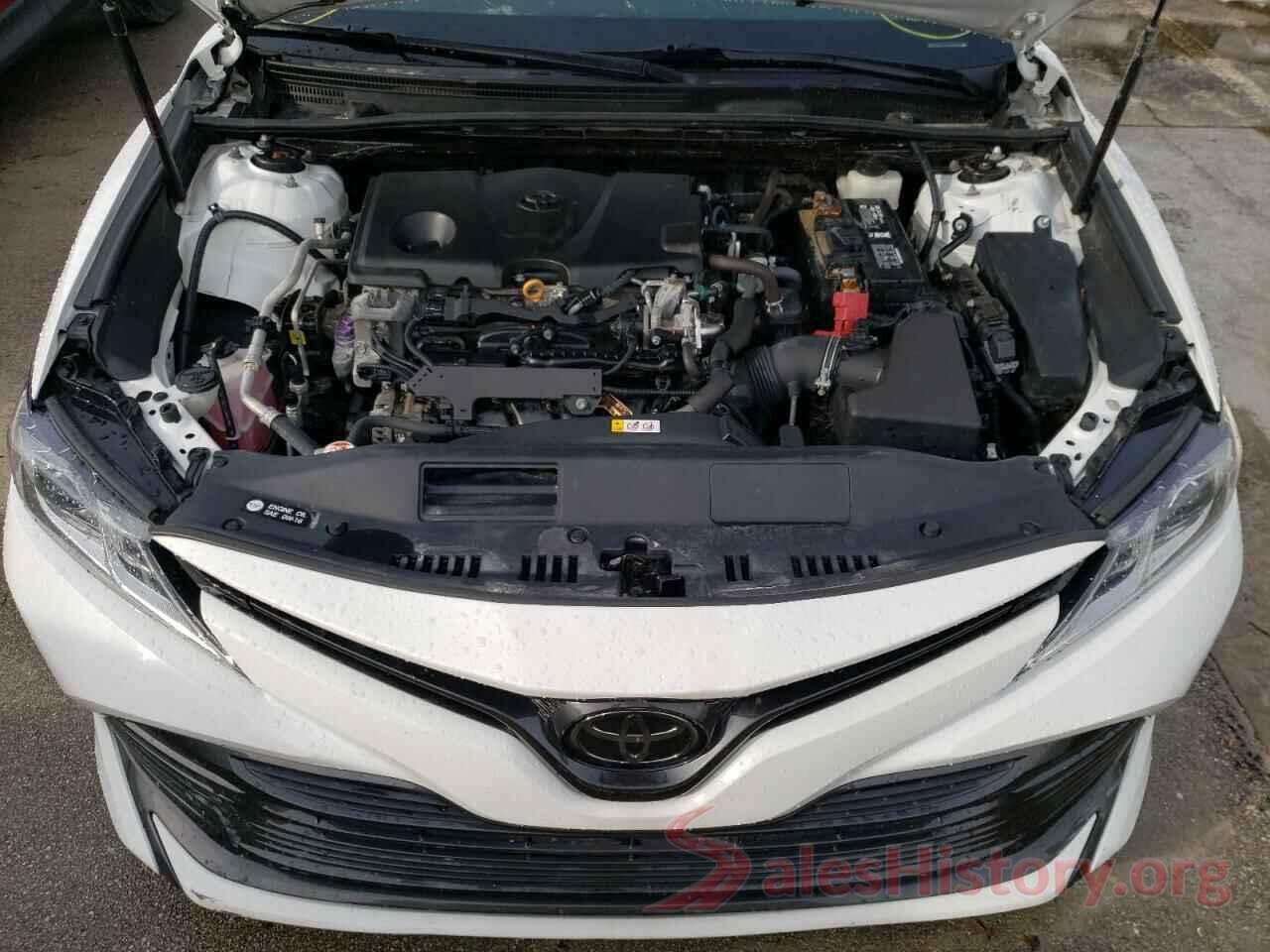 4T1B11HK1JU521865 2018 TOYOTA CAMRY