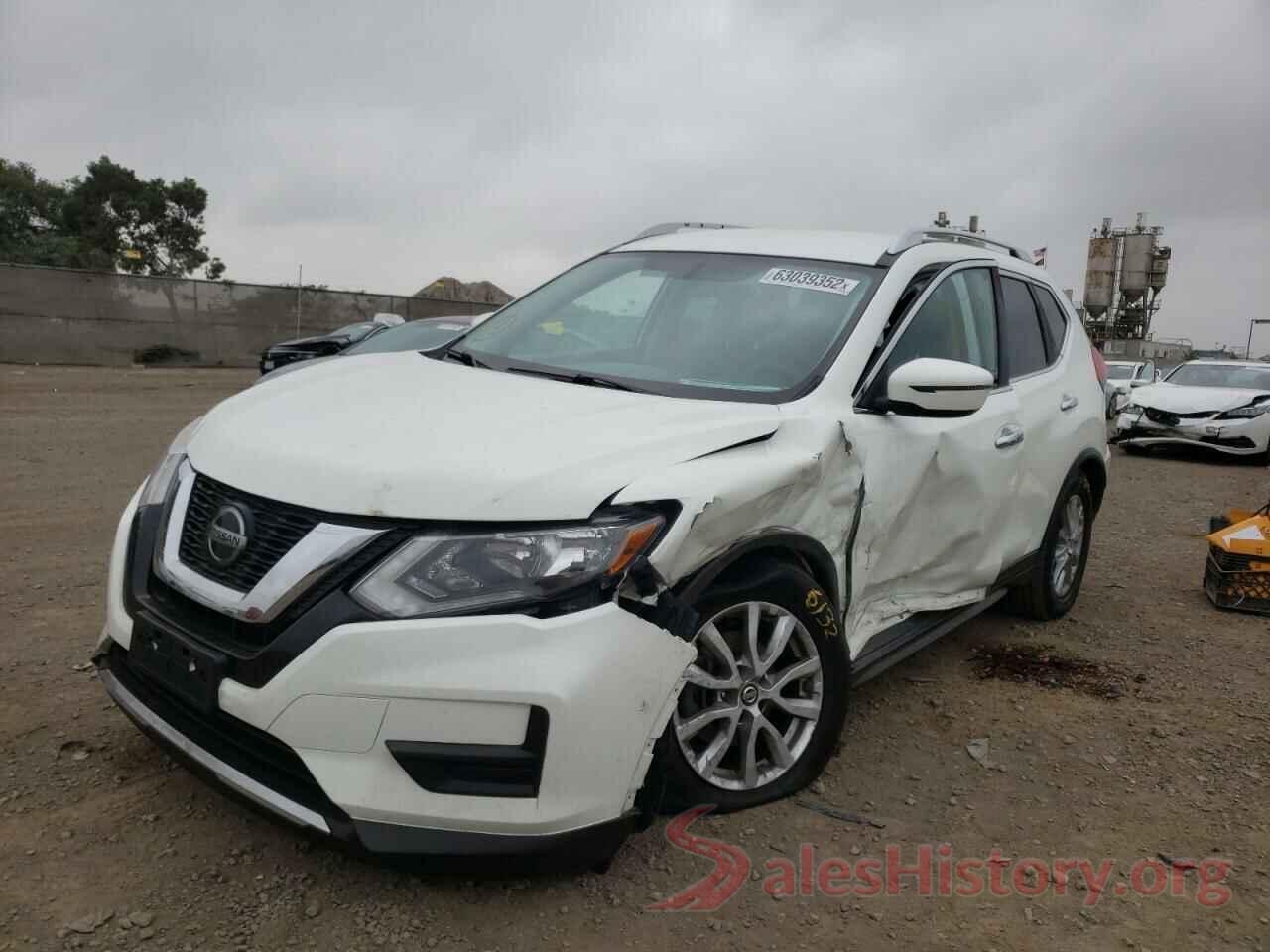 KNMAT2MT2JP526764 2018 NISSAN ROGUE