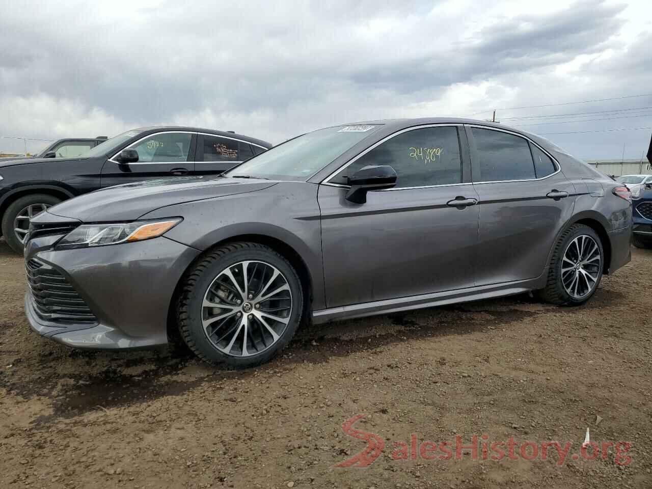 4T1B11HK9KU679694 2019 TOYOTA CAMRY