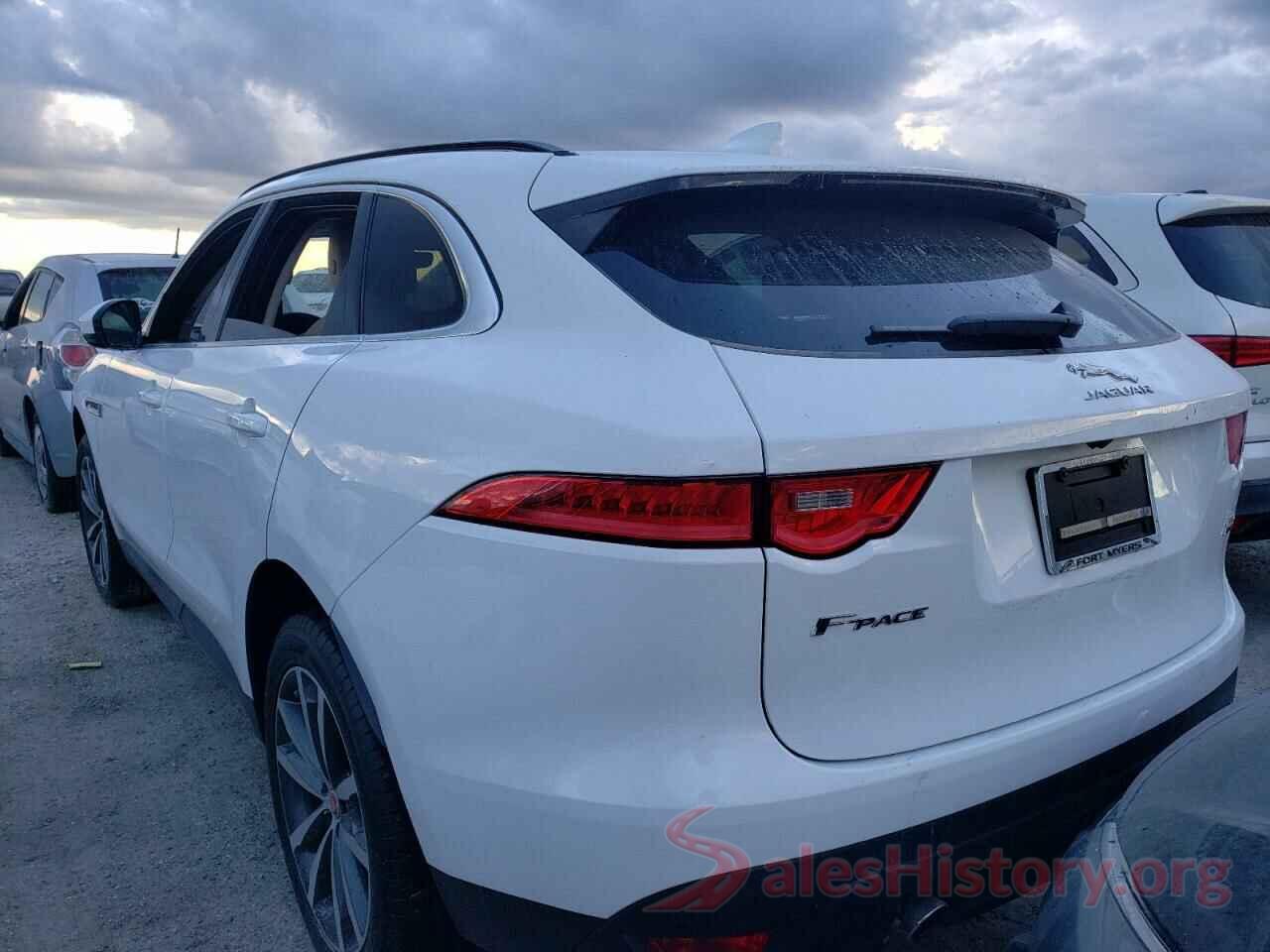 SADCK2FX2KA369063 2019 JAGUAR F-PACE