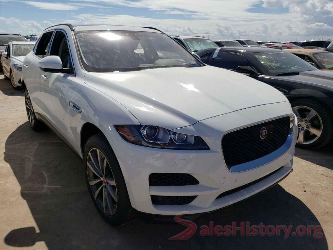 SADCK2FX2KA369063 2019 JAGUAR F-PACE