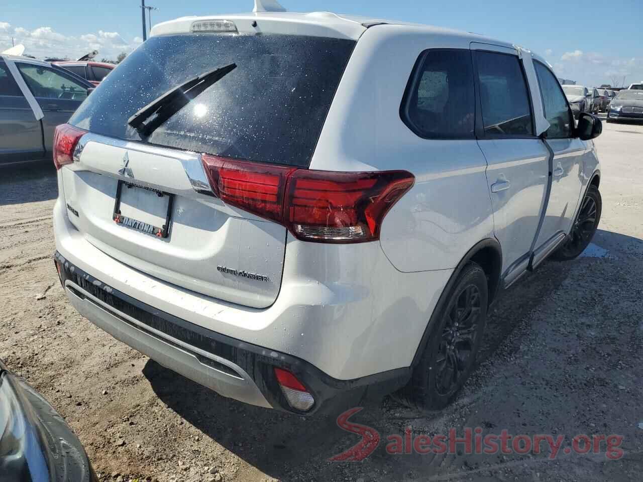 JA4AD2A3XKZ037403 2019 MITSUBISHI OUTLANDER