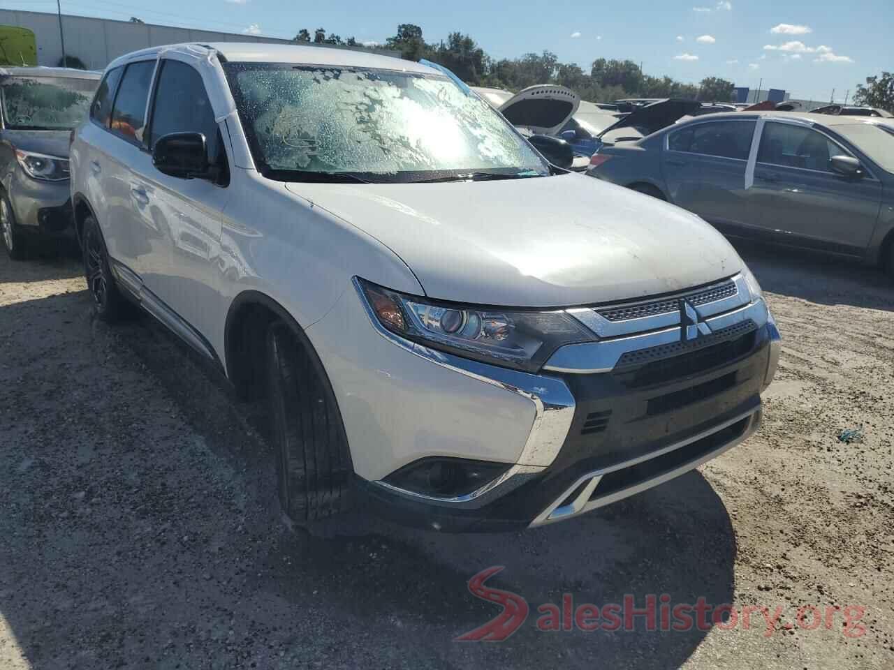 JA4AD2A3XKZ037403 2019 MITSUBISHI OUTLANDER