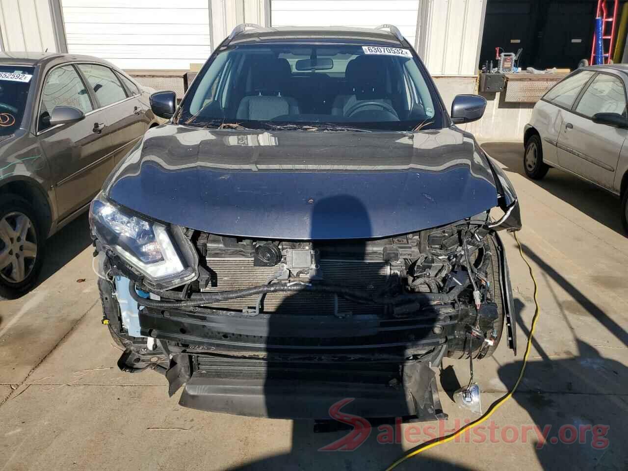 KNMAT2MT3JP553617 2018 NISSAN ROGUE