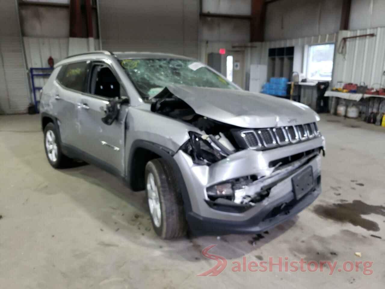 3C4NJDBBXJT142563 2018 JEEP COMPASS