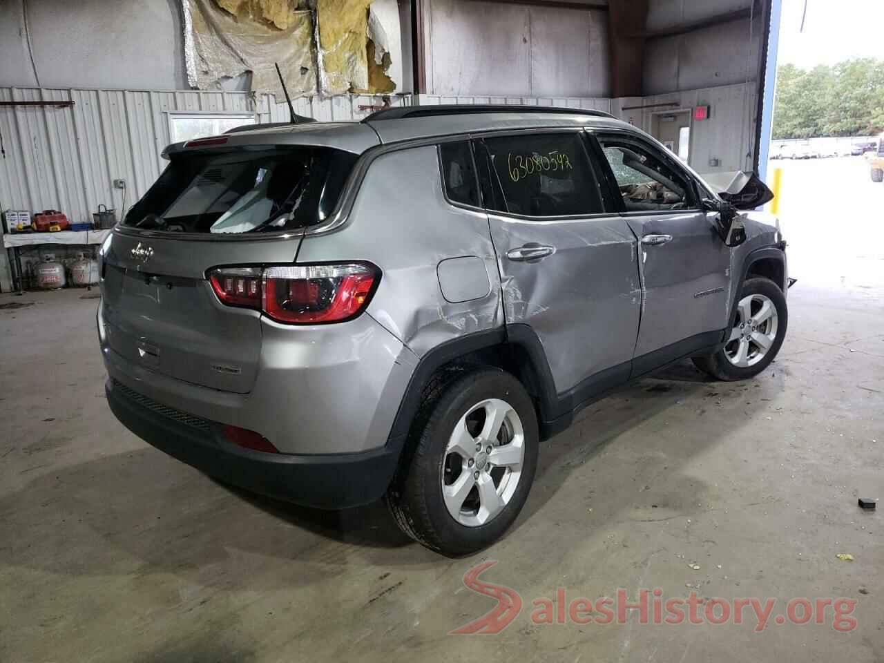 3C4NJDBBXJT142563 2018 JEEP COMPASS