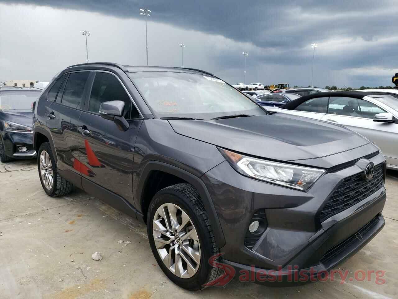 JTMC1RFVXLJ018120 2020 TOYOTA RAV4