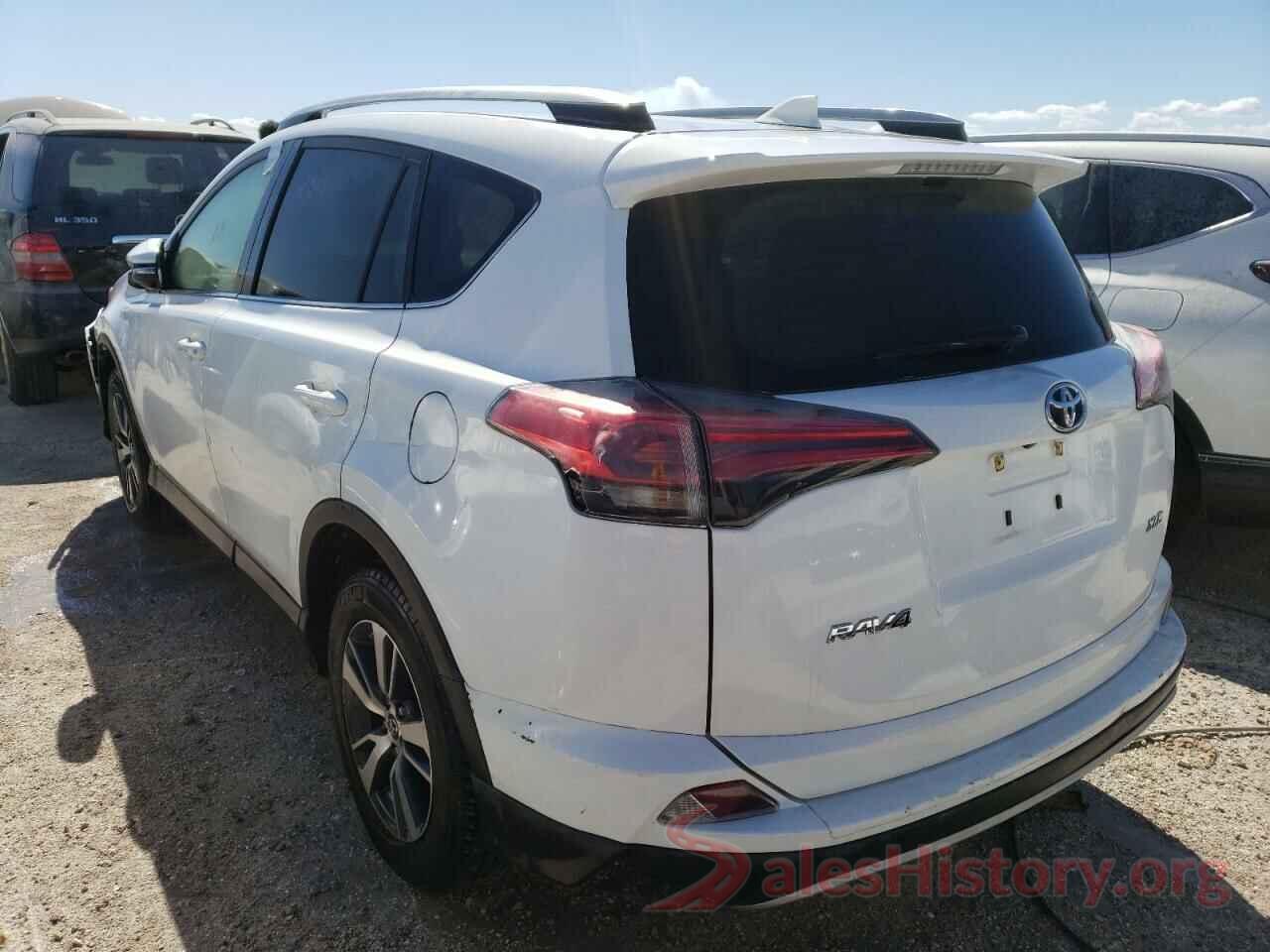 JTMWFREV8JD127266 2018 TOYOTA RAV4