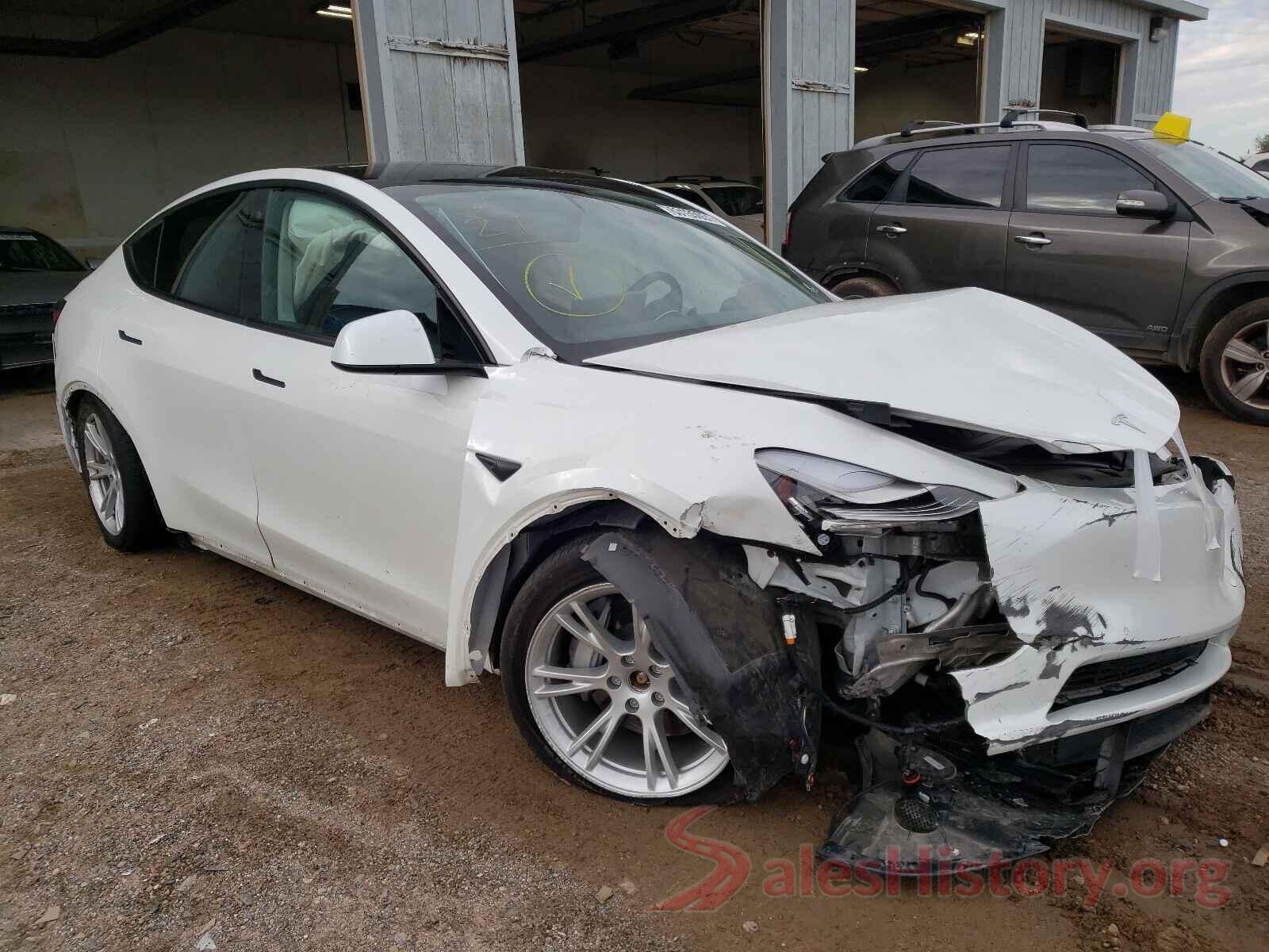 5YJYGDEE4MF069517 2021 TESLA MODEL Y