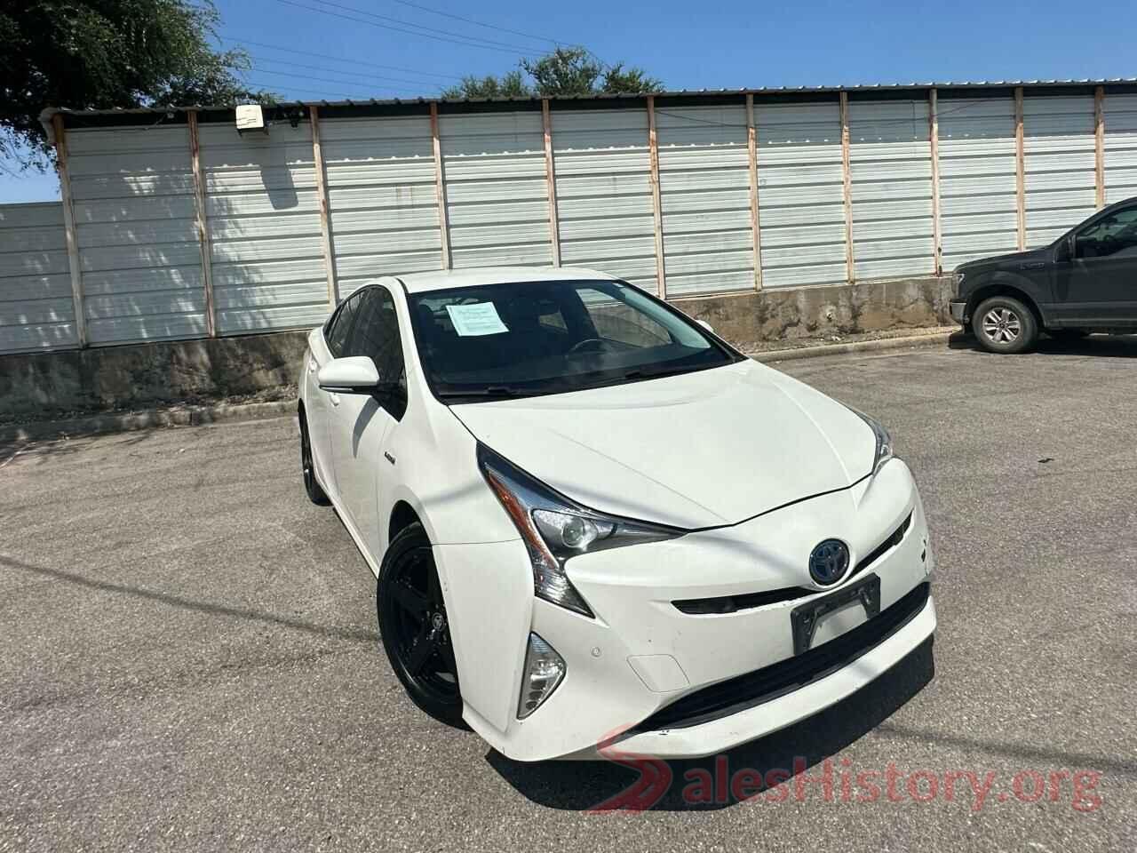 JTDKARFU6J3063494 2018 TOYOTA PRIUS