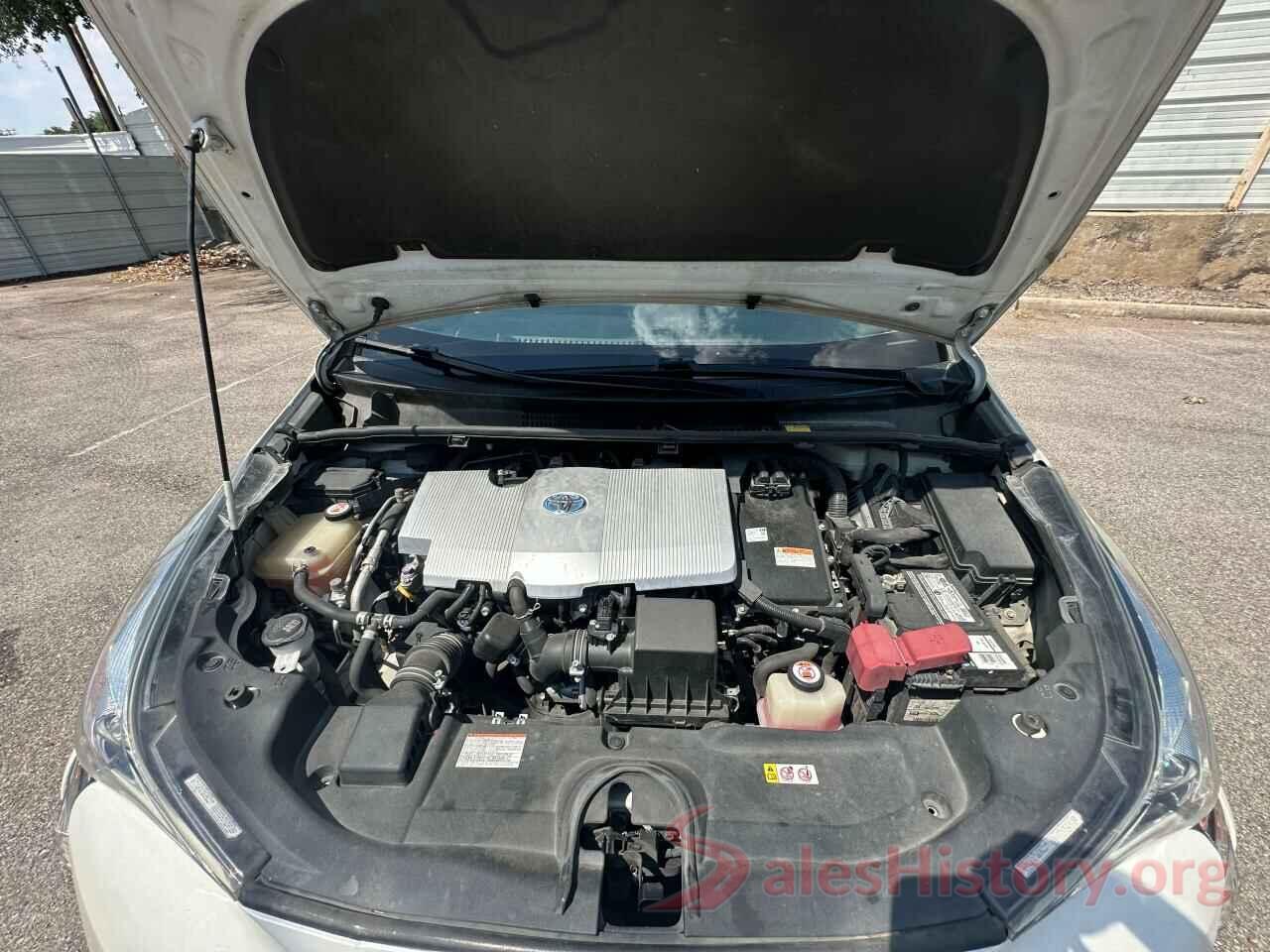 JTDKARFU6J3063494 2018 TOYOTA PRIUS