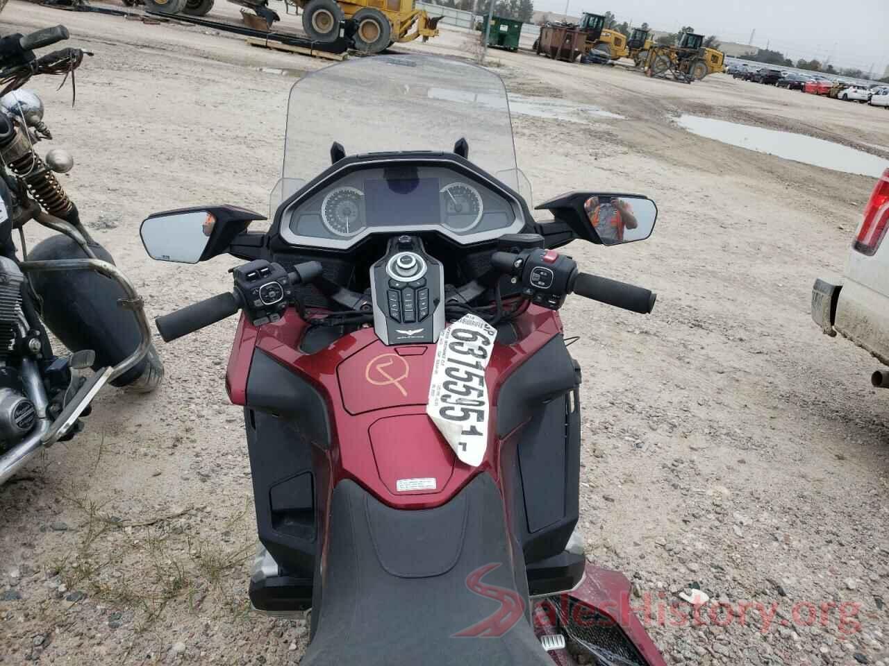 JH2SC795XJK003072 2018 HONDA GL CYCLE