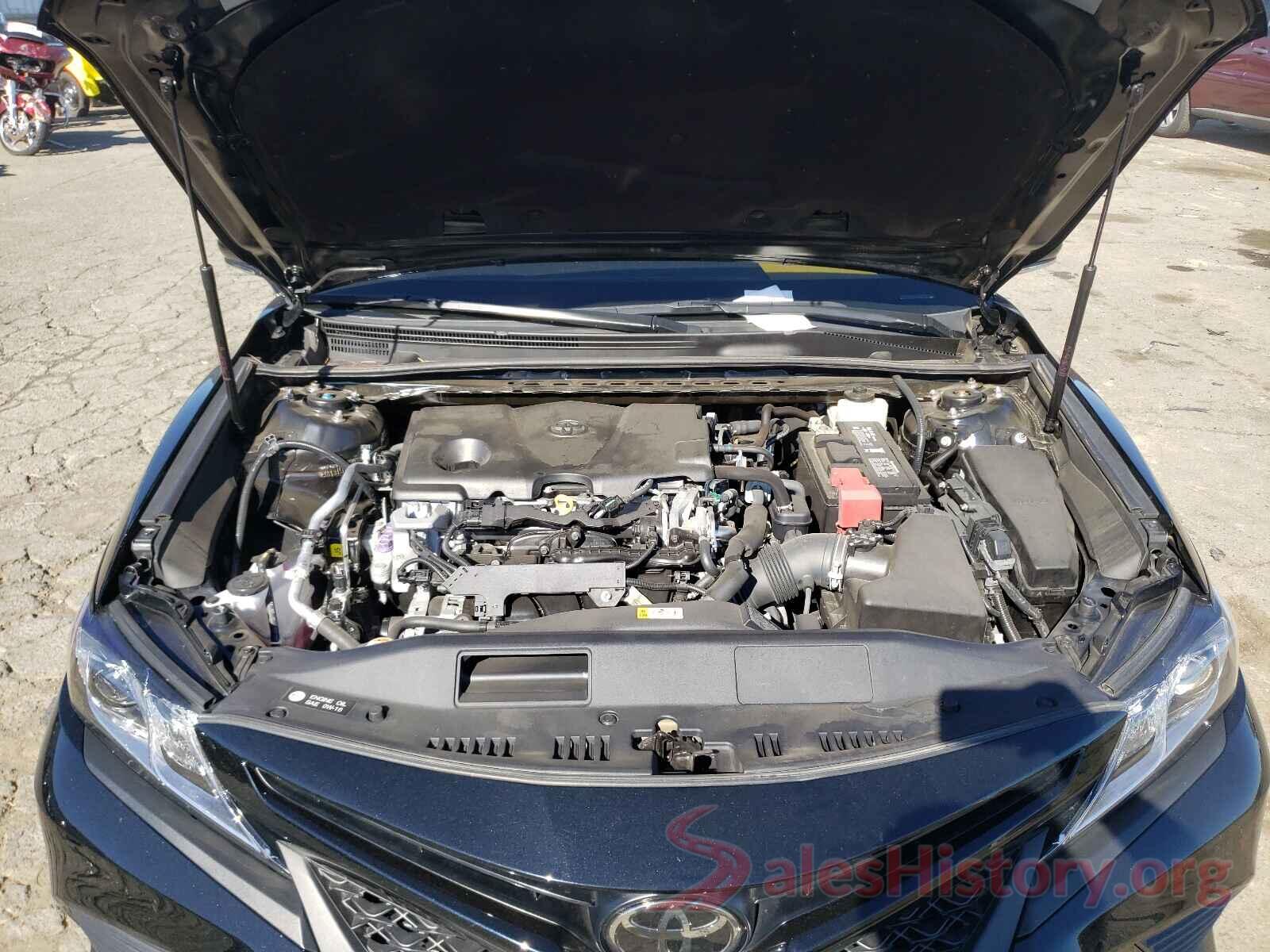 4T1B11HK1JU067388 2018 TOYOTA CAMRY