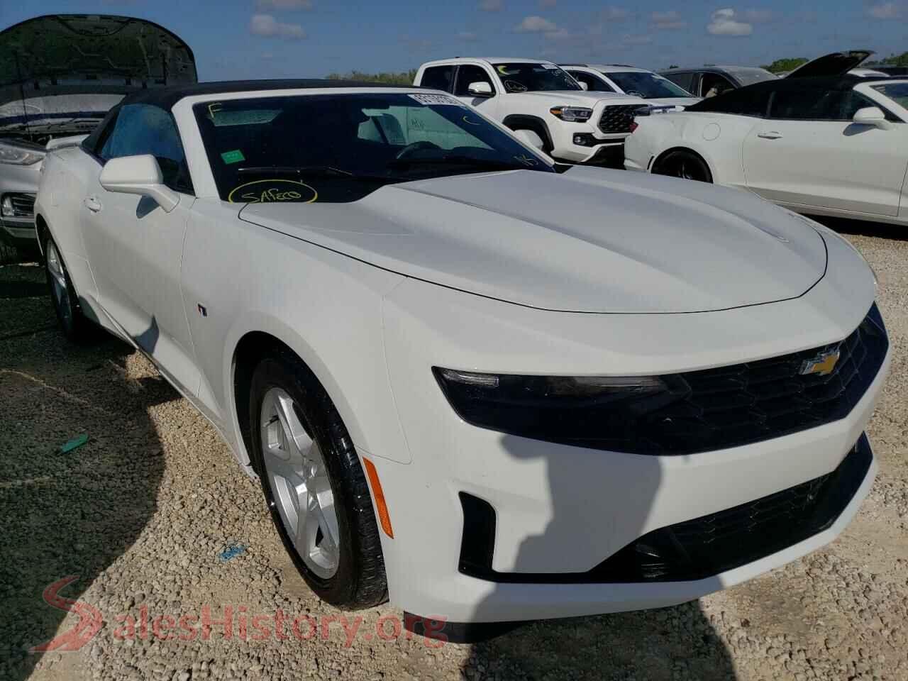 2020 CHEVROLET CAMARO VIN 1G1FB3DX7L0145630, auction photo